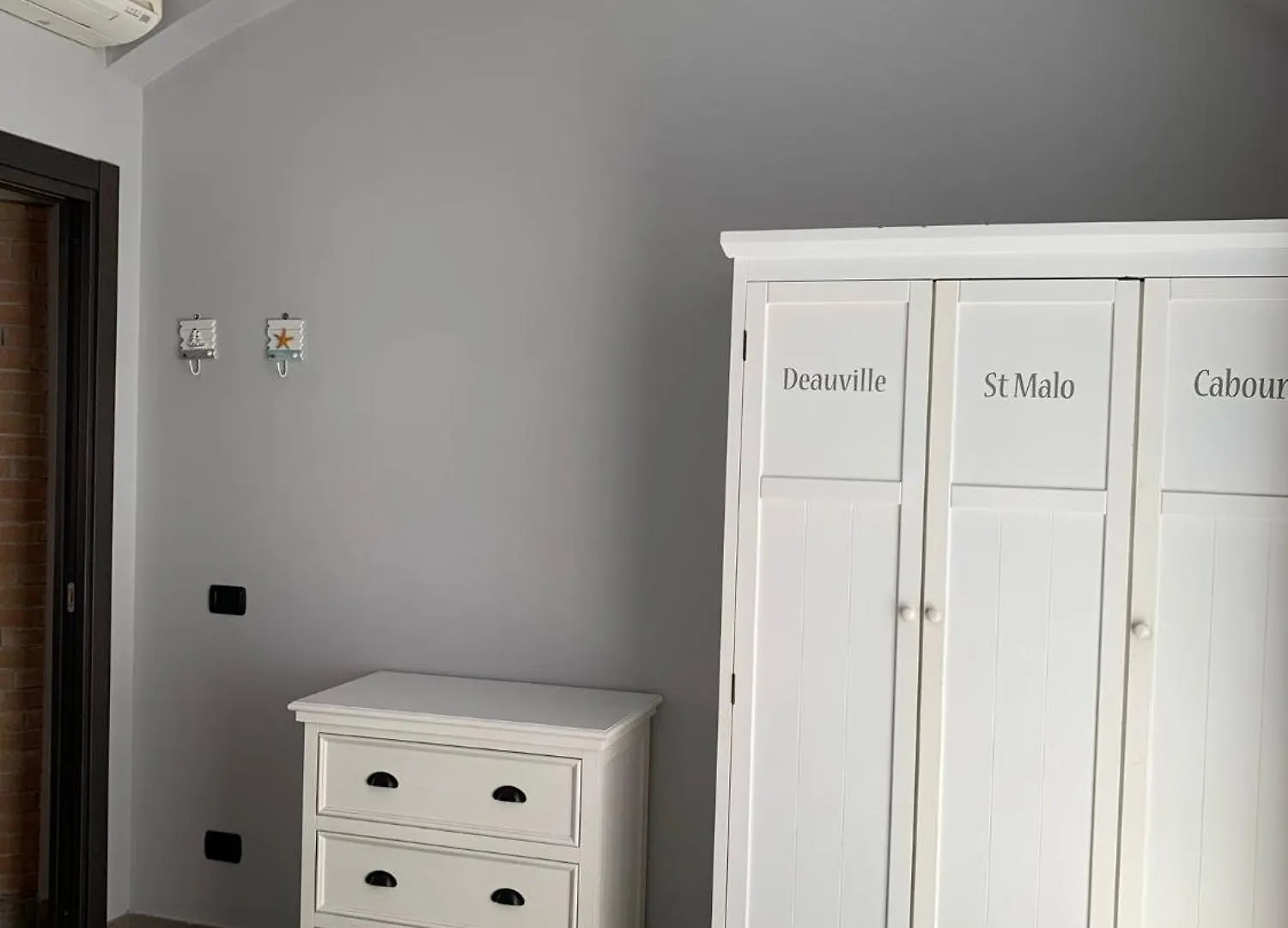 Holiday home Casa Vacanze Sangiacomo App Ambra Santo Stefano al Mare