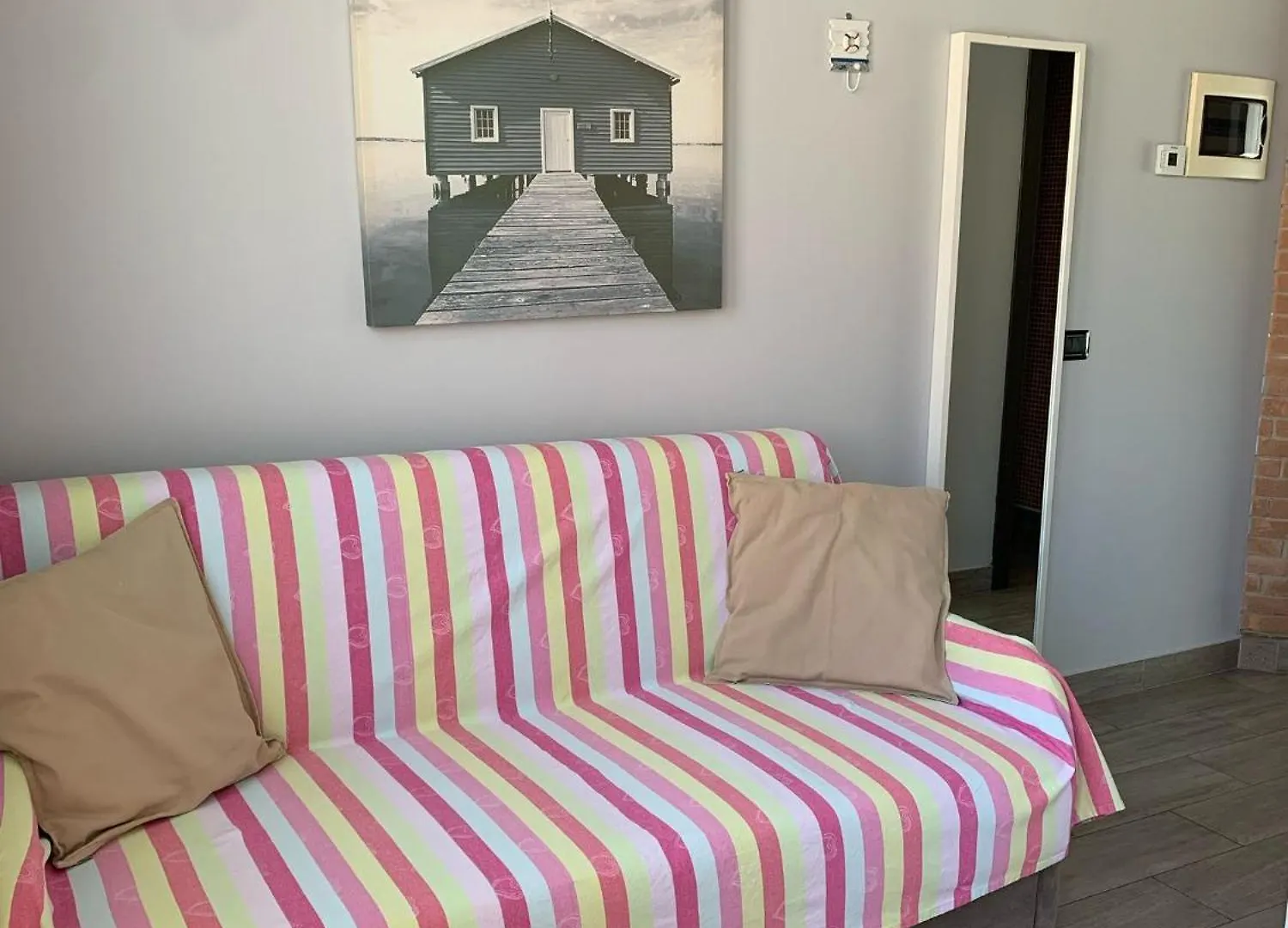 Casa Vacanze Sangiacomo App Ambra Santo Stefano al Mare Holiday home